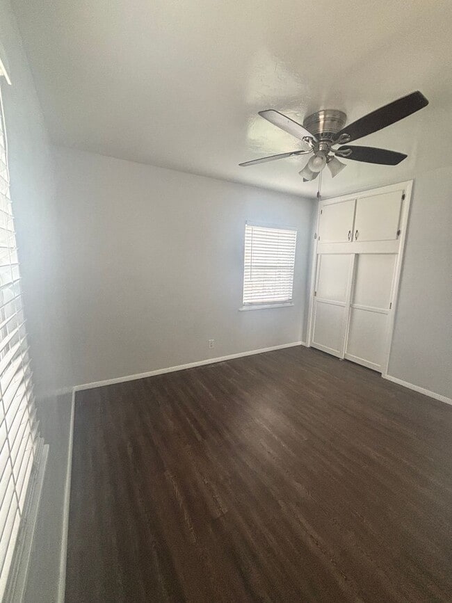 Photo - Spacious 3BR 1BA on 5th & I St! Large hous...