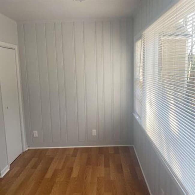 Photo - 129 N 11th St