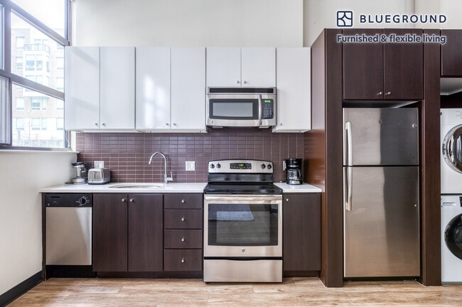 Photo - 10 Glassworks Ave Unit FL1-ID522