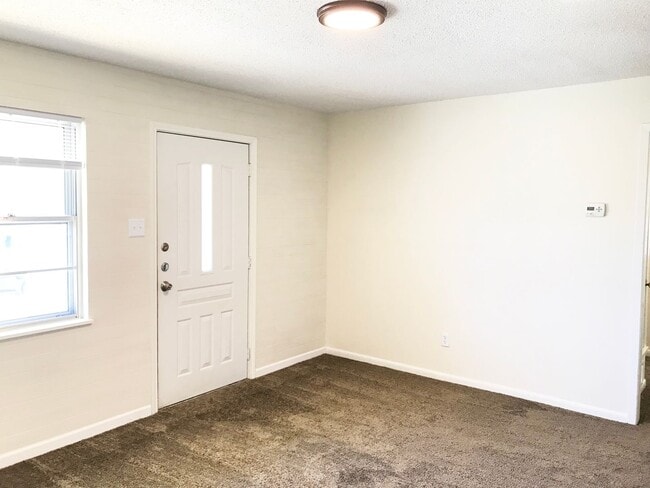 Photo - 1302 S 23rd St