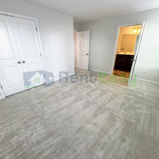 Photo - 2005 Laycock Ln