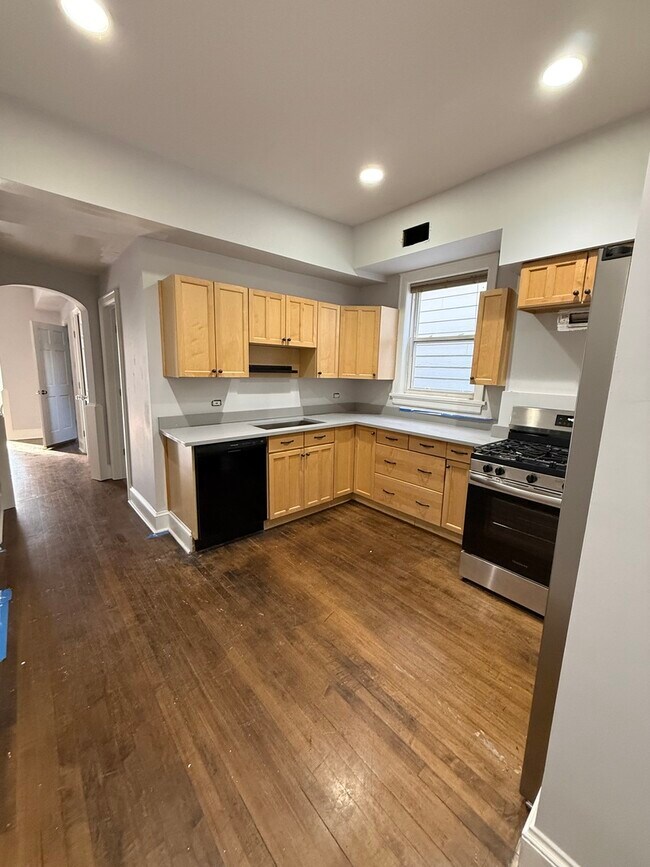 Photo - 3252 W Crystal St Unit 2