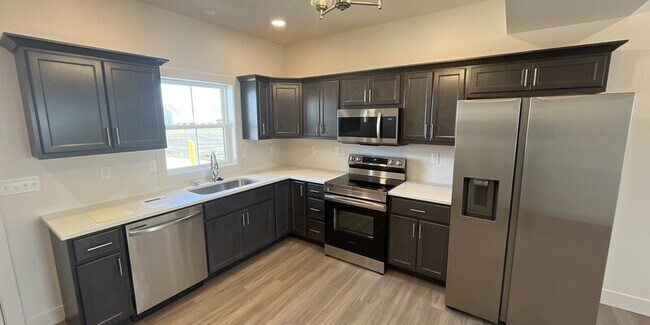 Reserve Sullivan Bldg2 - Reserve Sullivan Bldg2 Condo Unit 8