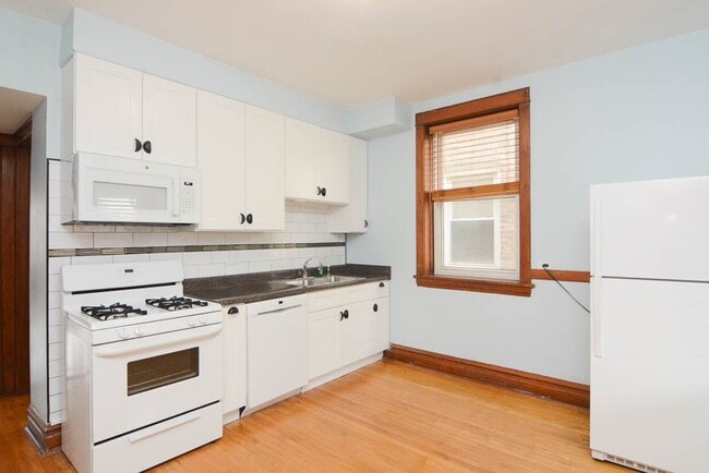 Photo - 3511 N Western Ave Unit 2C