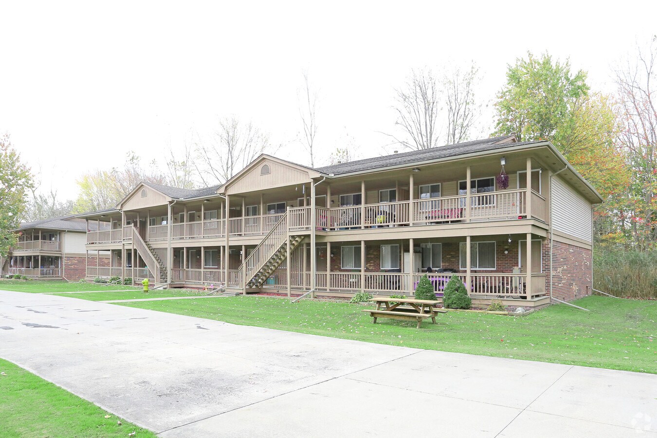 Newport Shores Apartments - Newport Shores Apartments