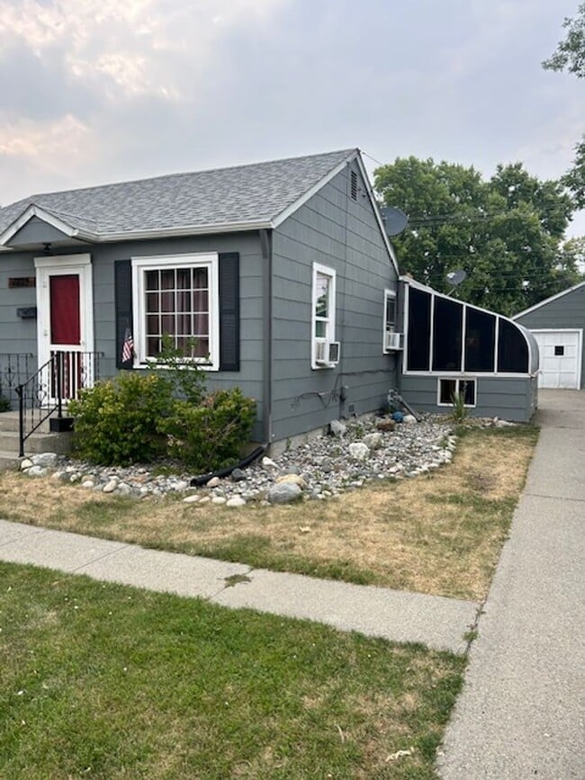 Photo - 1229 Avenue F House