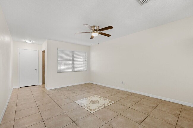 Photo - "Charming 3-Bed, 2-Bath Gem in St. Petersb...