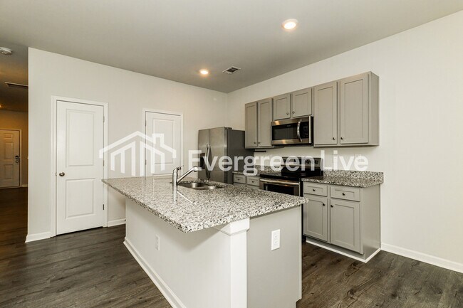 Photo - 104 Vlg Grn Dr NW