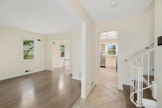 Photo - 85 Ewart St