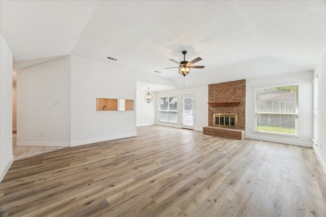 Photo - 16710 Barkentine Ln