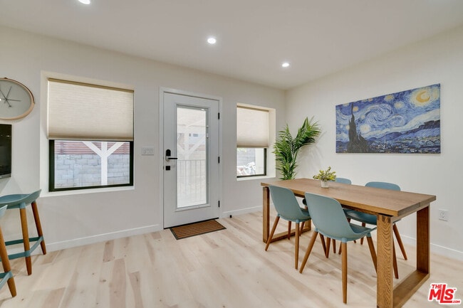 918 N San Vicente Blvd Unit C