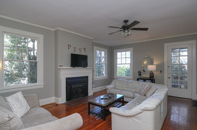 Photo - 3BR / 2.5BA Home – Walk to University Campus & Five Points!