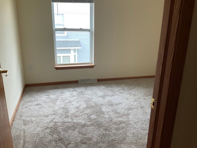 Photo - 3044 Providence St