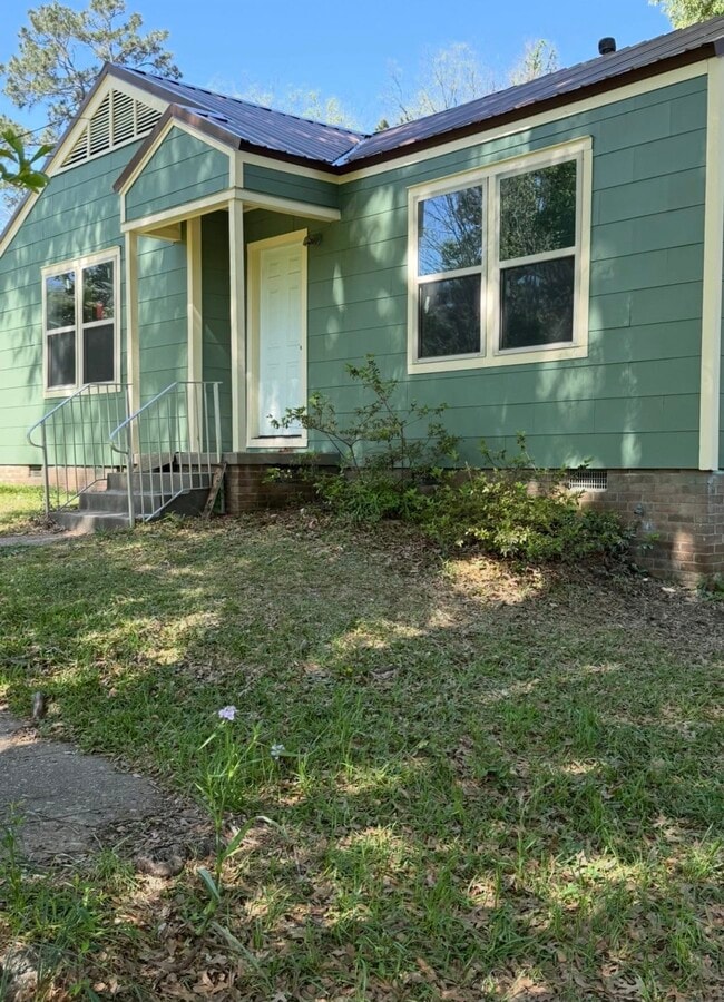 Photo - 713 Morgan Ave