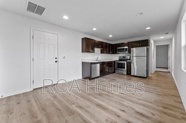 Photo - 1306 Woodlawn Ave