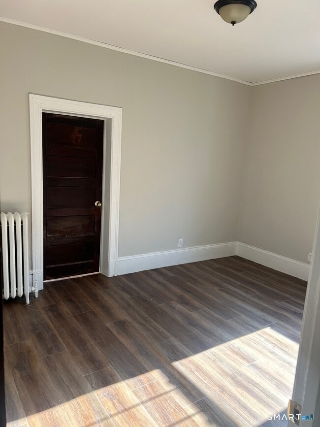 Photo - 304 Edgewood St Unit 2