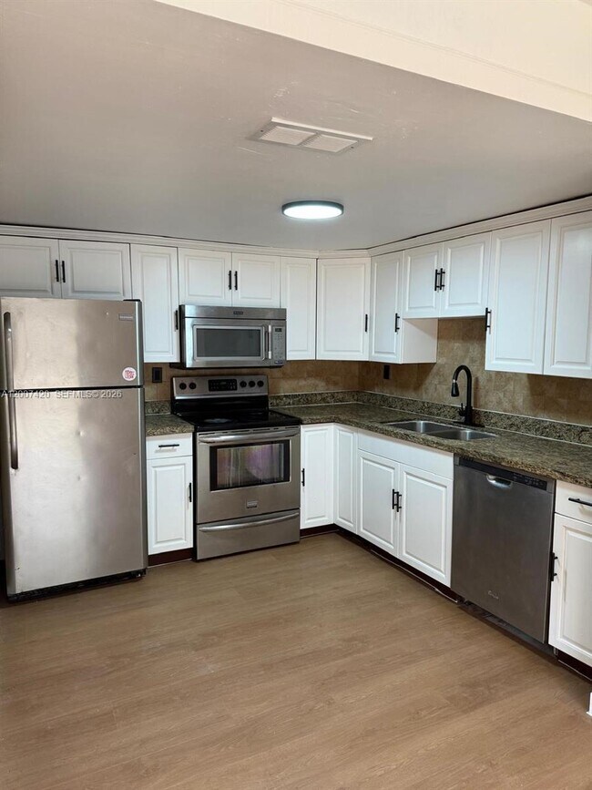 Photo - 4163 SW 66th Terrace Unit 108