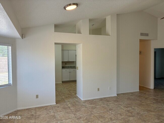 Photo - 10820 W Wagon Wheel Dr