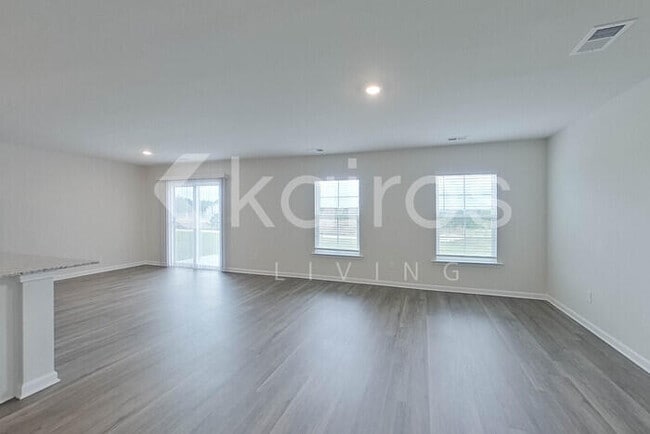 Photo - 47 Springdale Rd