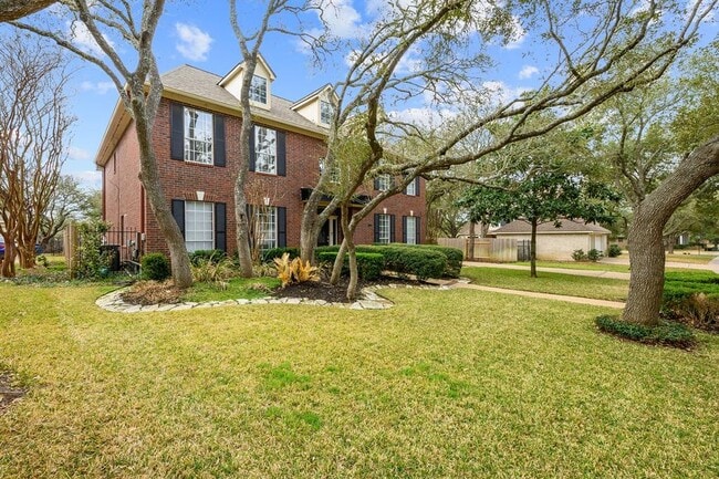 Photo - 5823 Van Winkle Ln