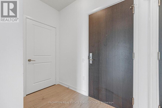 Photo - 8 Nahani Way Unit 3320