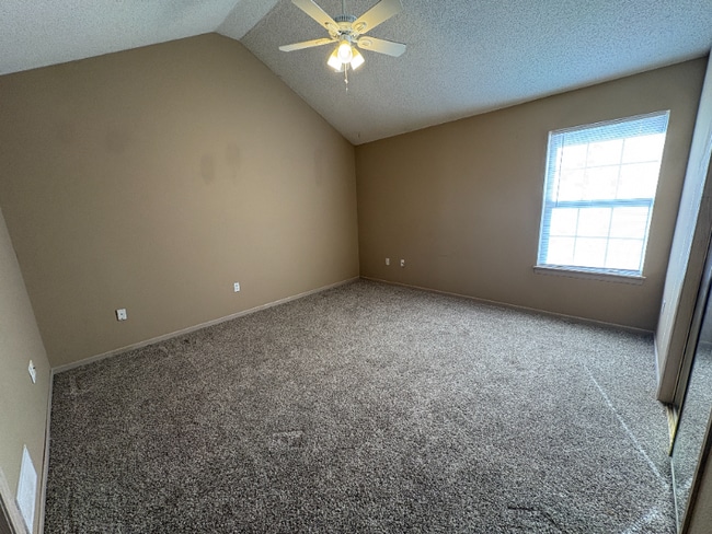 Photo - 1244 NW Phelps Dr