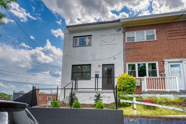 Photo - 5710 Eastern Ave NE Townhome
