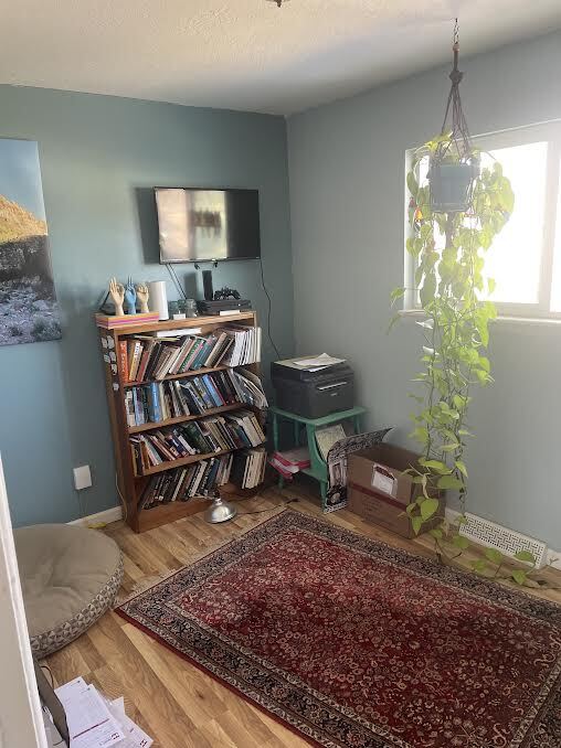 Photo - 1925 W Plum St