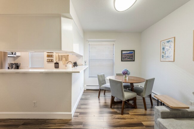 Photo - 1629 N Clarkson St Unit 23