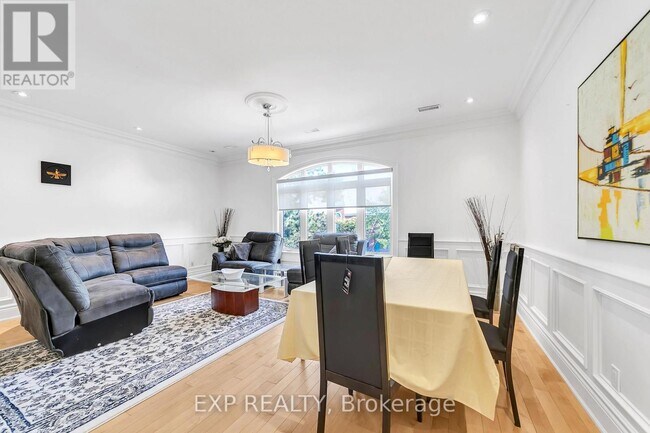 Photo - 2 MacKay Dr