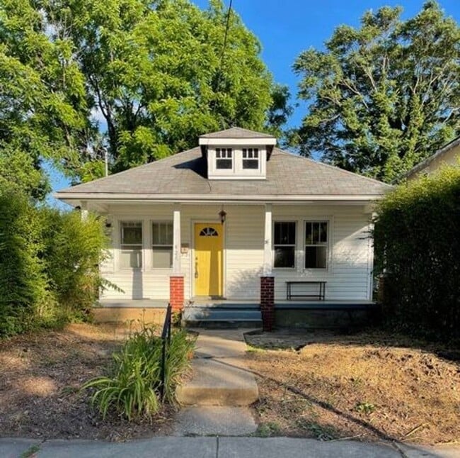 Building Photo - 426 Hunter St