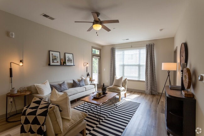 2BR,2BA - Continuum 115