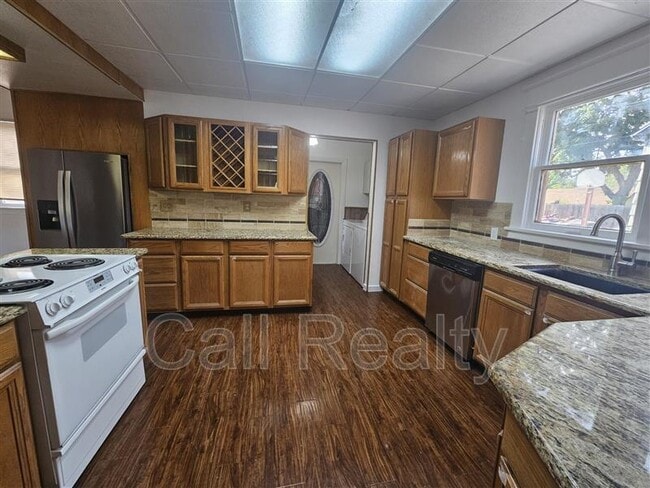 Building Photo - 3603 N Atlantic St Rental