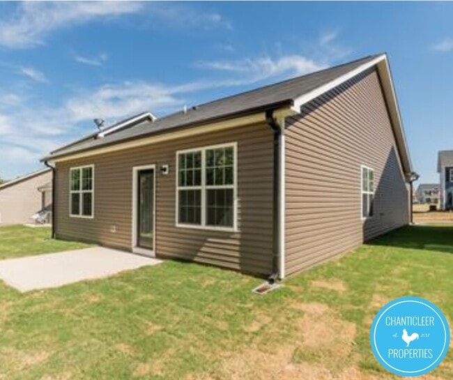 Photo - 105 McDowell Pkwy