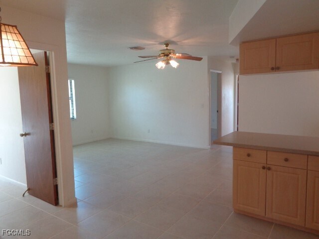 Building Photo - 2106 SW 51st St Rental