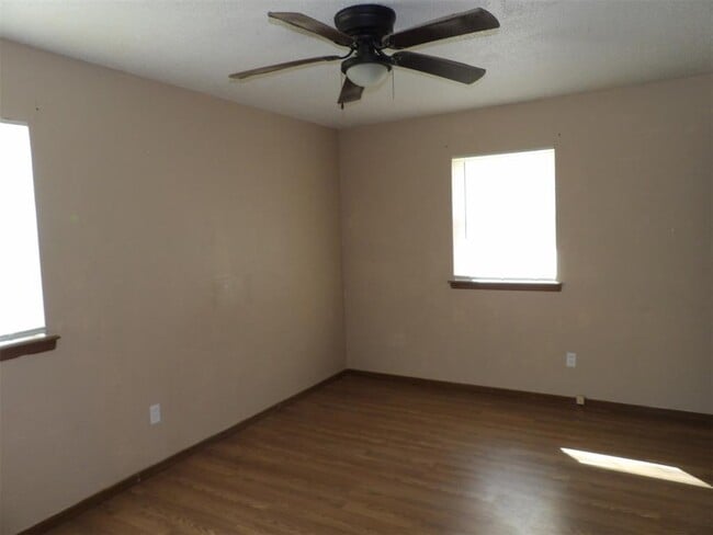 Photo - 510 NE 18th St