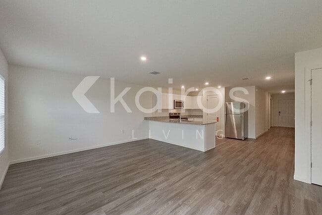 Photo - 8475 W 98th Ave