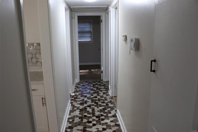 Photo - 205 Empire Rd