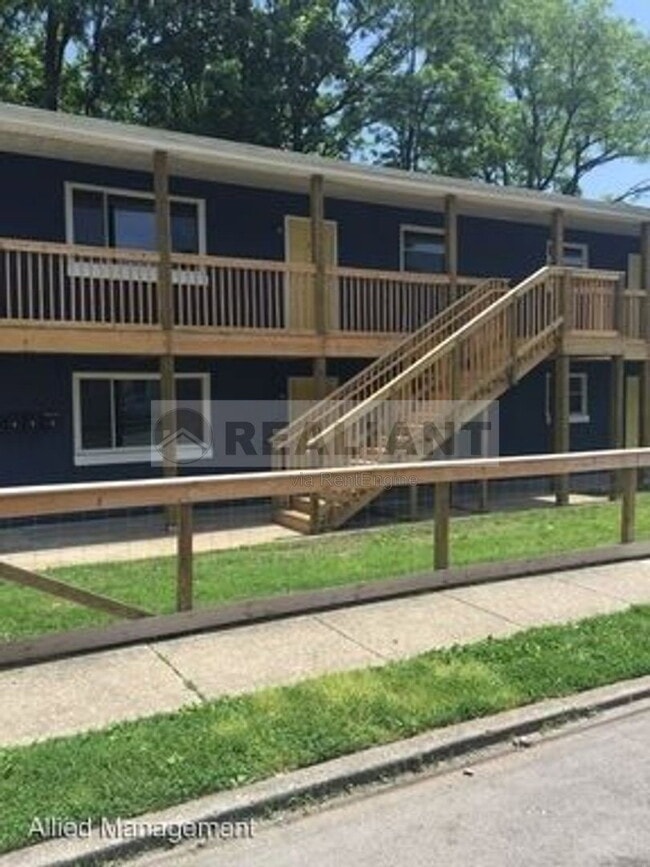 Building Photo - 500 Ohio St Unit 4 4