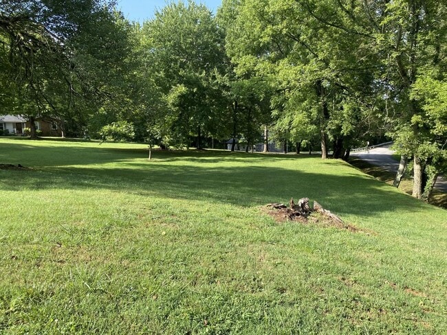 Photo - 6393 Eatons Creek Rd