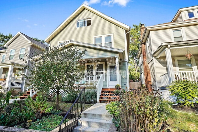 Building Photo - 1351 N 5th St Rental