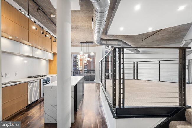 1515 15th St NW Unit 201