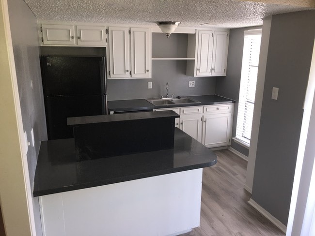 Kitchen 3 Bedroom