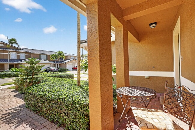 Photo - 2990 SE Lexington Lakes Dr