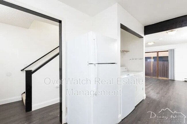 Photo - 627 N Klevin St