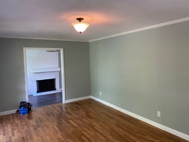 Photo - 414 Sharon Dr