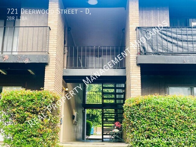 Welcome to your new home in Ashland Place!... - Welcome to your new home in Ashland Place!... Unit D,