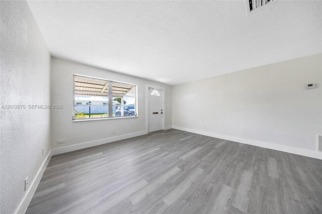 Photo - 2520 NW 2nd Dr