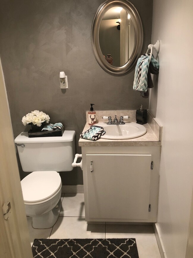 Photo - 896 SW 9th Street Cir