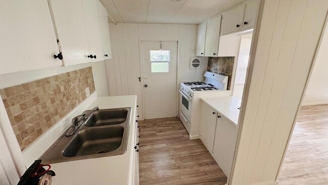 Photo - 4701 Ferdinand Ave